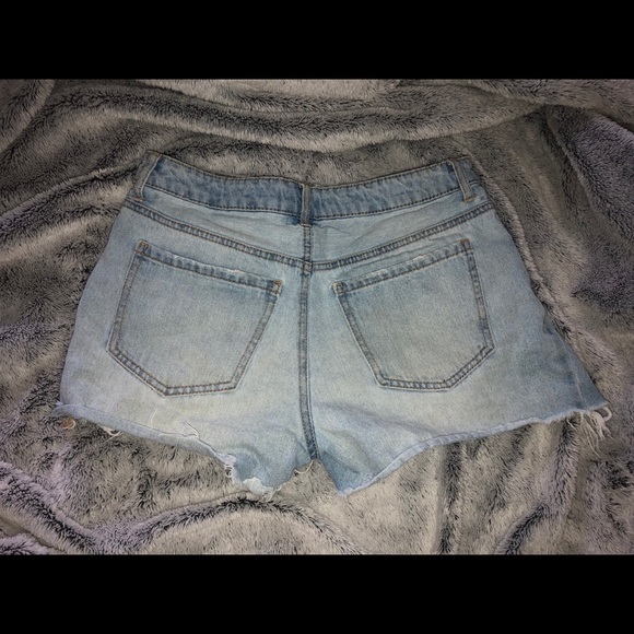 High wasted shorts - Picture 3 of 4